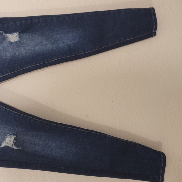 USED BLUE SAVVY DISTRESSED JEANS FRAY ON POCKETS SIZE 5/27 BLUE INSEAM 25INCH - Picture 5 of 14